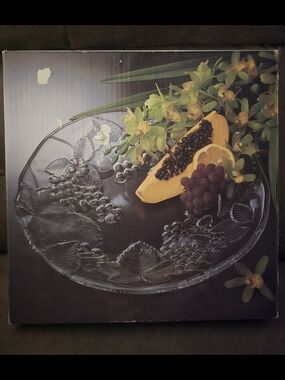 Studio Nova Clear Glass Serving Bowl with Grape and Leaf Design
